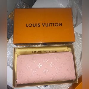 Louis Vuitton Rose Ballerina Monogram Wallet